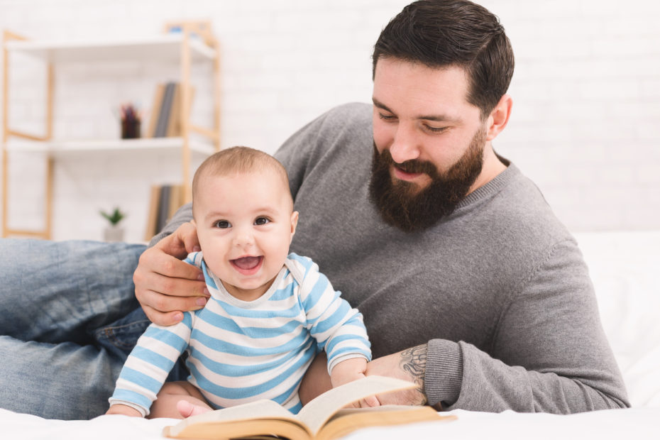 Congé parental : de nombreux avantages pour les fonctionnaires